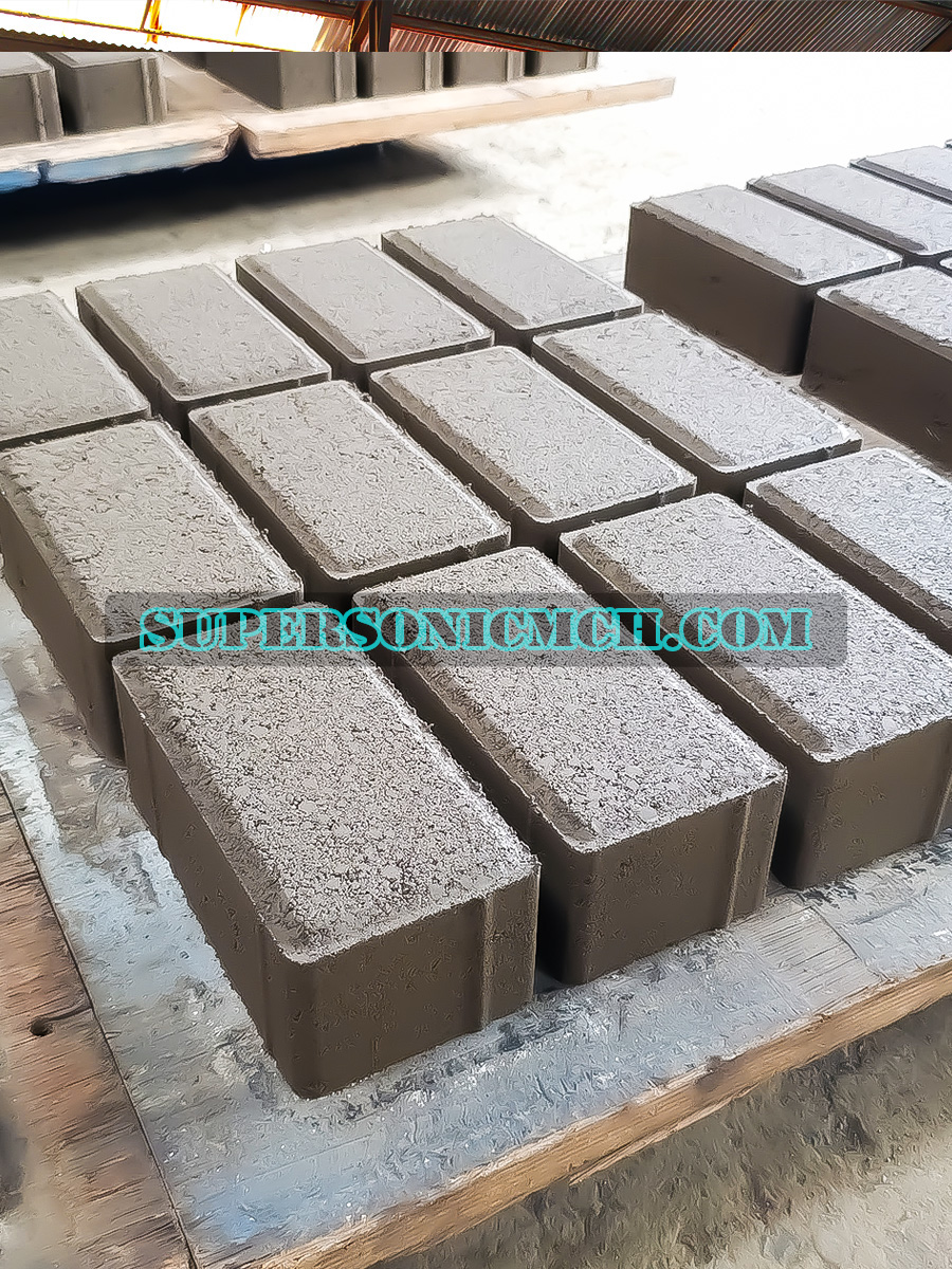 mesin cetak paving, mesin cetak batako, mesin cetak kanstin